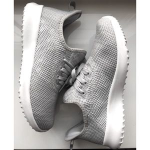 NEW Running Tennis Shoes